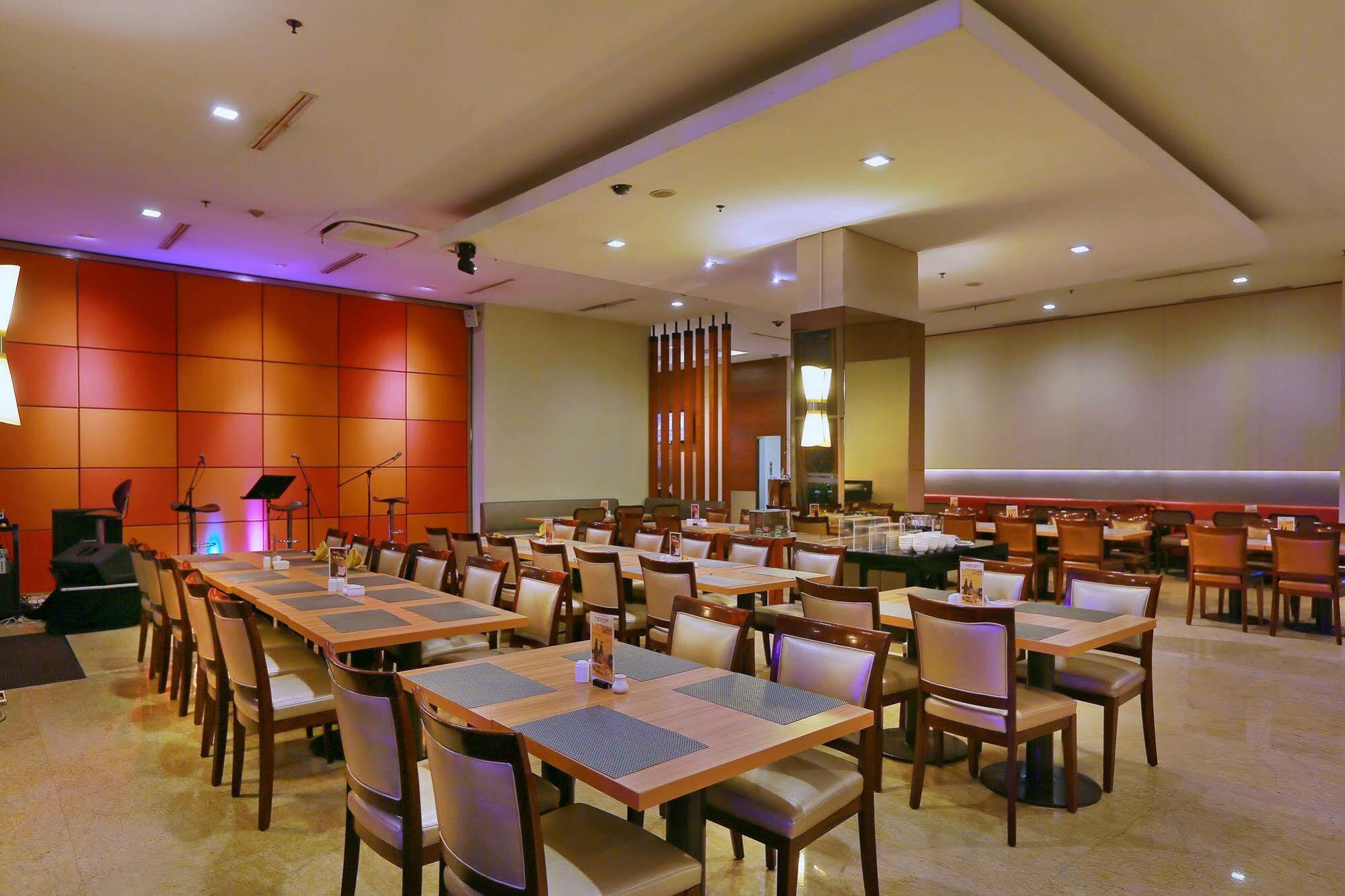 Park Hotel Cawang Jakarta Ngoại thất bức ảnh