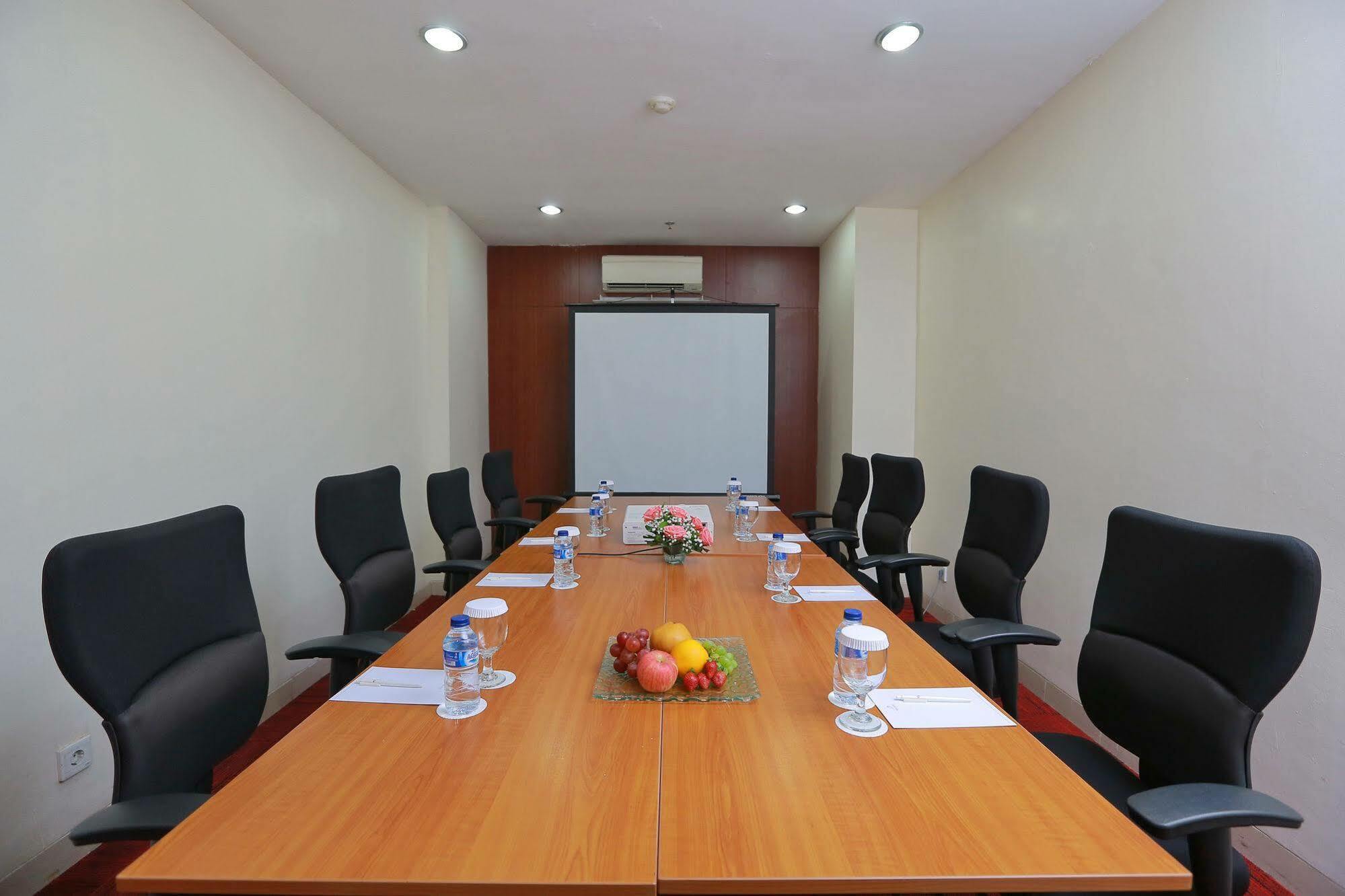 Park Hotel Cawang Jakarta Ngoại thất bức ảnh